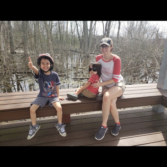 Meet your Posher, Amanda - Picture 8 of 8